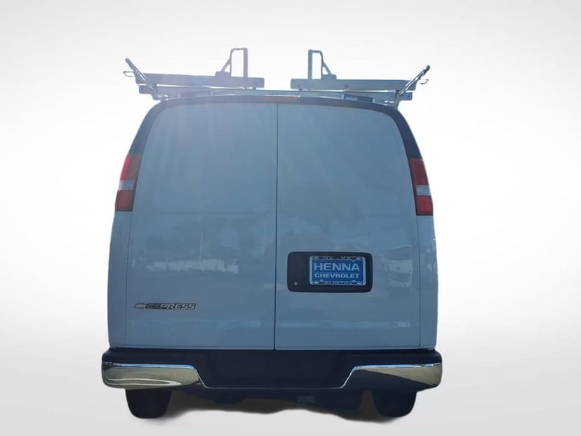 2026 Chevrolet Express Cargo - Image 3