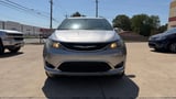 2017 Chrysler Pacifica - Preview 10