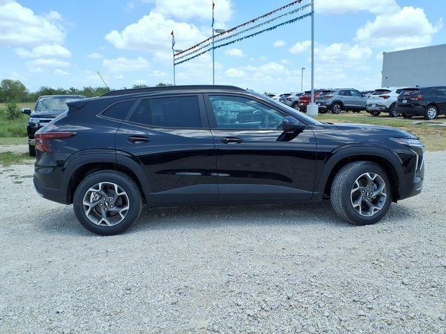 2026 Chevrolet Trax - Image 1