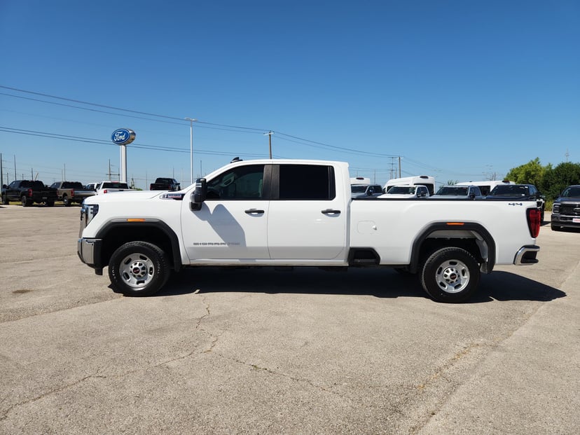 2024 GMC Sierra 2500 HD - Image 2