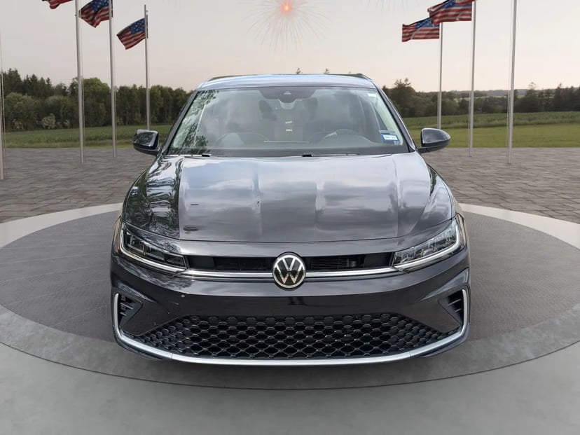 2025 Volkswagen Jetta - Image 2