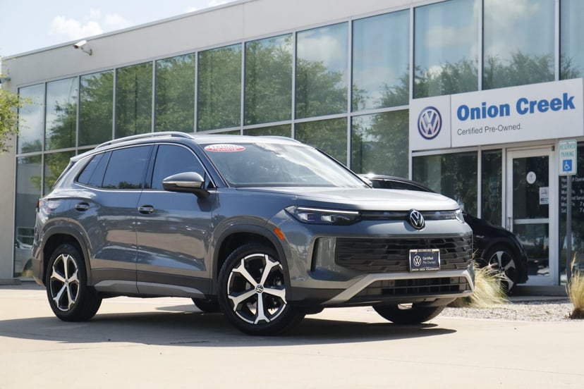 2026 Volkswagen Tiguan - Image 1