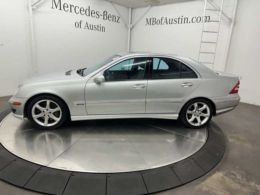 2007 Mercedes-Benz C-Class - Image 2