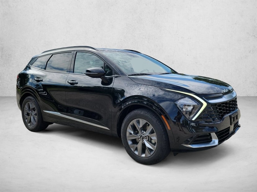 2023 Kia Sportage - Image 1