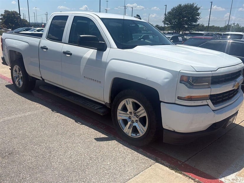 2018 Chevrolet Silverado 1500 - Image 1