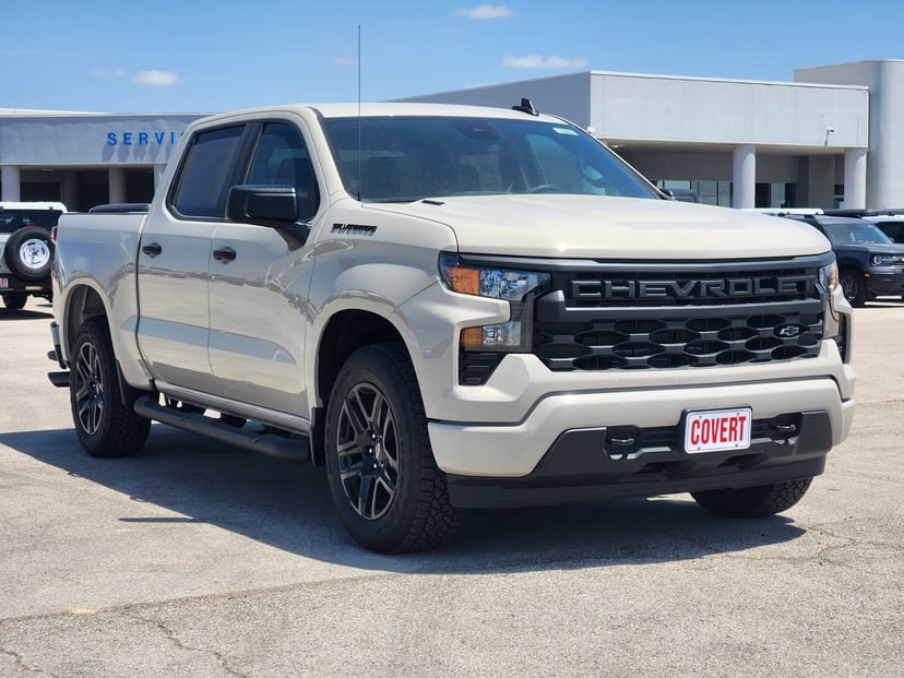 2026 Chevrolet Silverado 1500 - Image 2