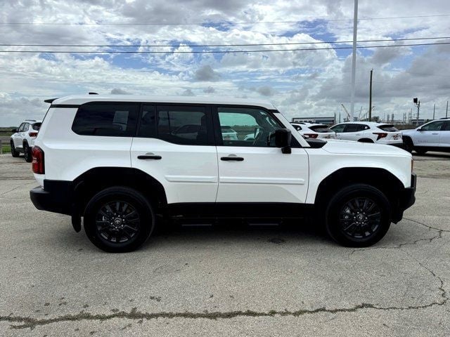 2024 Toyota Land Cruiser - Image 3