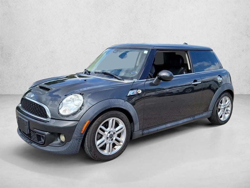 2013 MINI Hardtop - Image 1