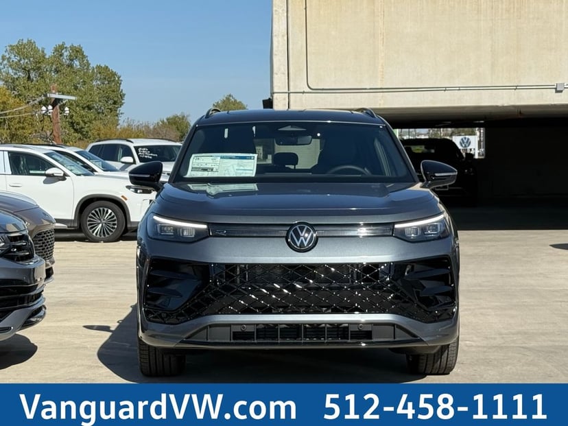 2026 Volkswagen Tiguan - Image 2