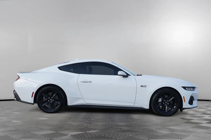 2024 Ford Mustang - Image 1