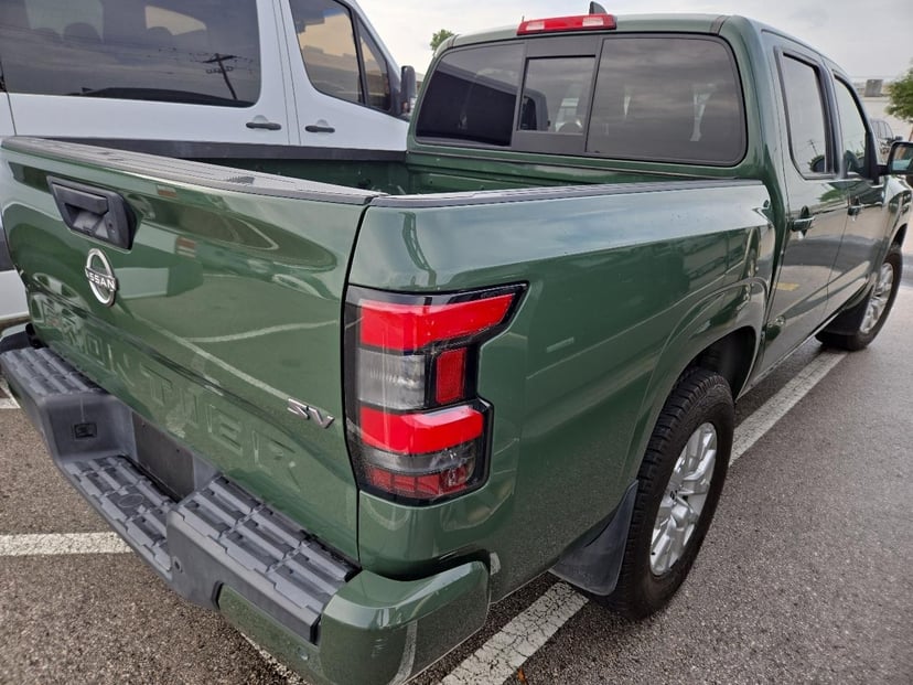 2022 Nissan Frontier - Image 2