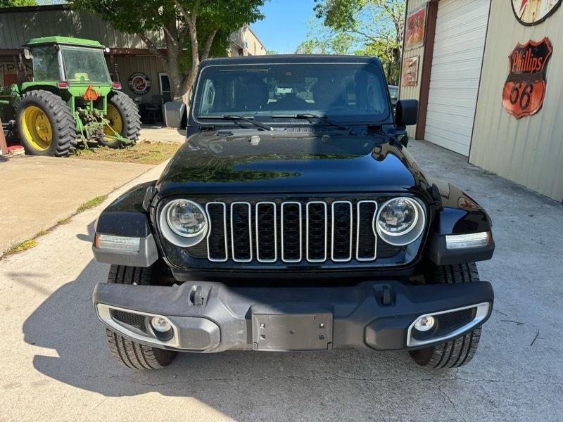 2025 Jeep Wrangler - Image 3