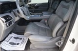 2019 Lincoln Navigator L - Preview 9