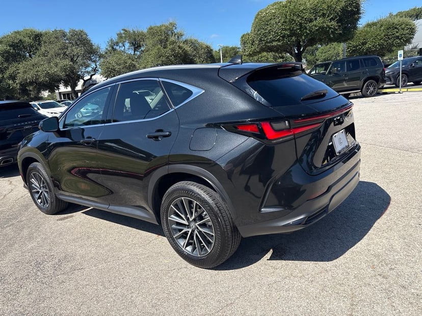 2026 Lexus NX - Image 3