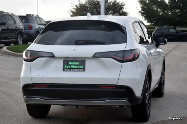 2027 Honda HR-V - Image 3