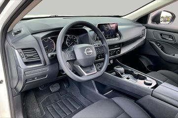2026 Nissan Rogue - Image 3