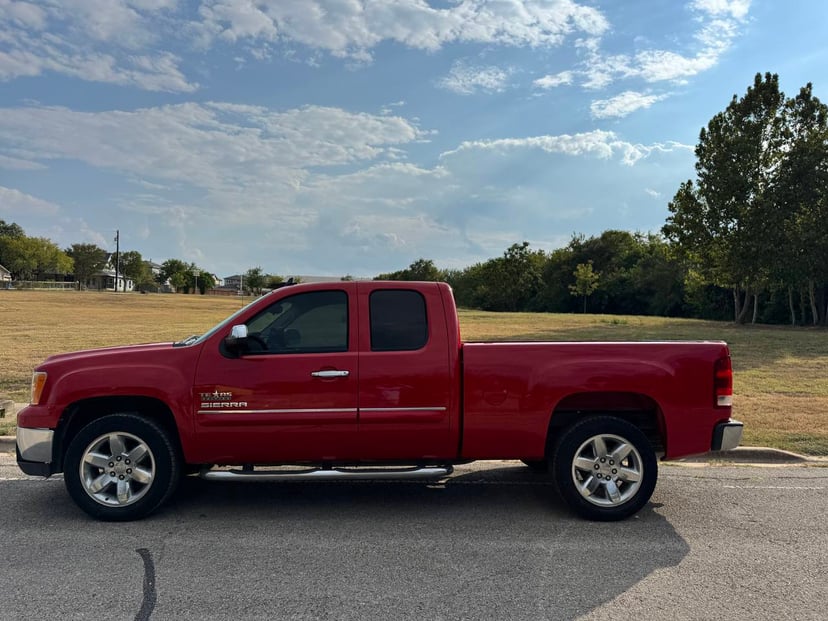 2013 GMC Sierra 1500 - Image 1