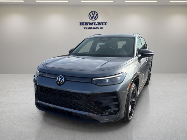 2026 Volkswagen Tiguan - Image 1