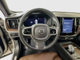 2022 Volvo XC60 - Preview 11
