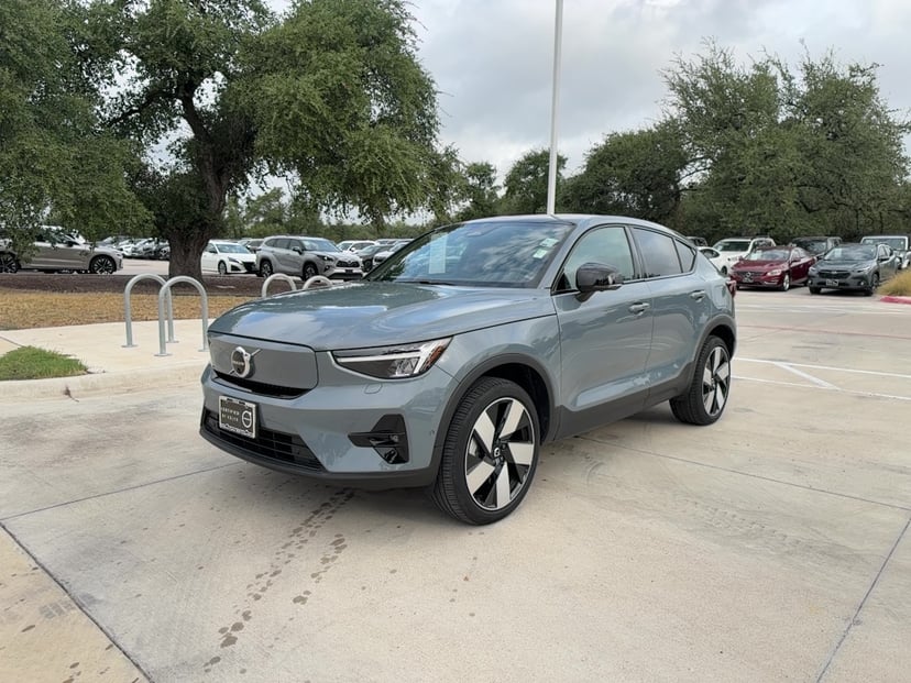 2023 Volvo C40 - Image 1