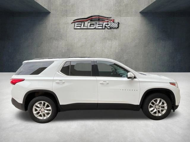 2021 Chevrolet Traverse - Image 2