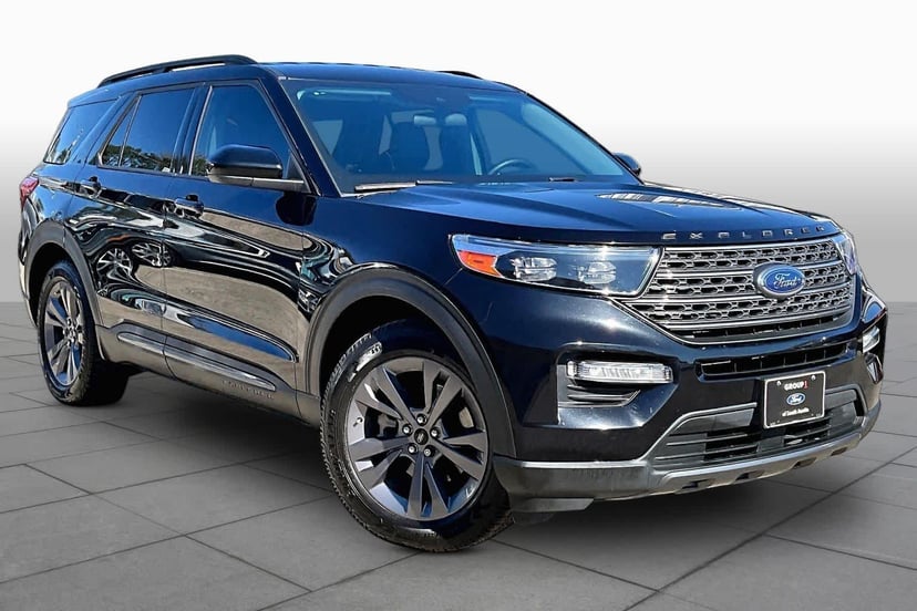 2023 Ford Explorer - Image 1