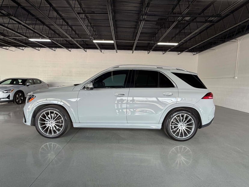 2024 Mercedes-Benz GLE-Class - Image 3