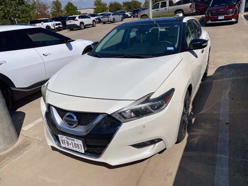 2016 Nissan Maxima - Image 1