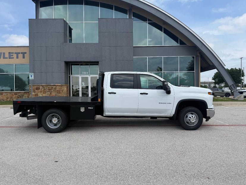 2026 Chevrolet Silverado 3500 HD - Image 1