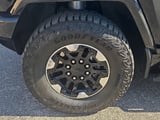 2024 GMC Hummer EV - Preview 8