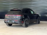 2026 Porsche Macan - Preview 10