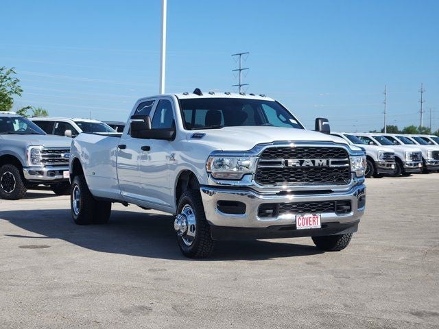 2024 RAM 3500 - Image 2