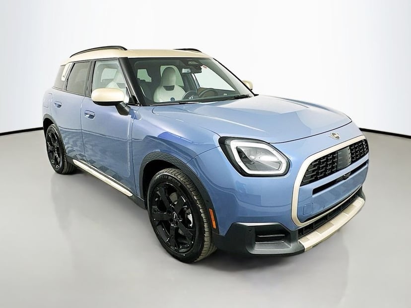 2026 MINI Countryman - Image 2