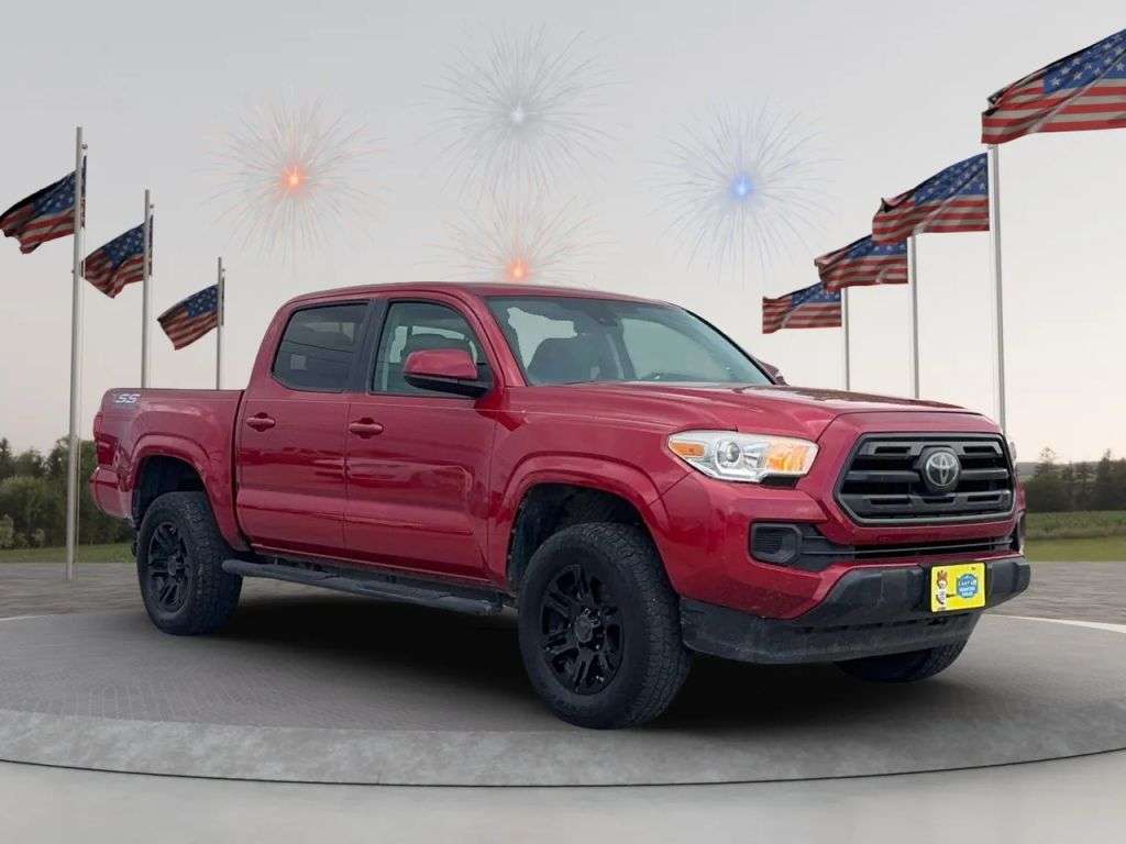 2019 Toyota Tacoma - Image 2