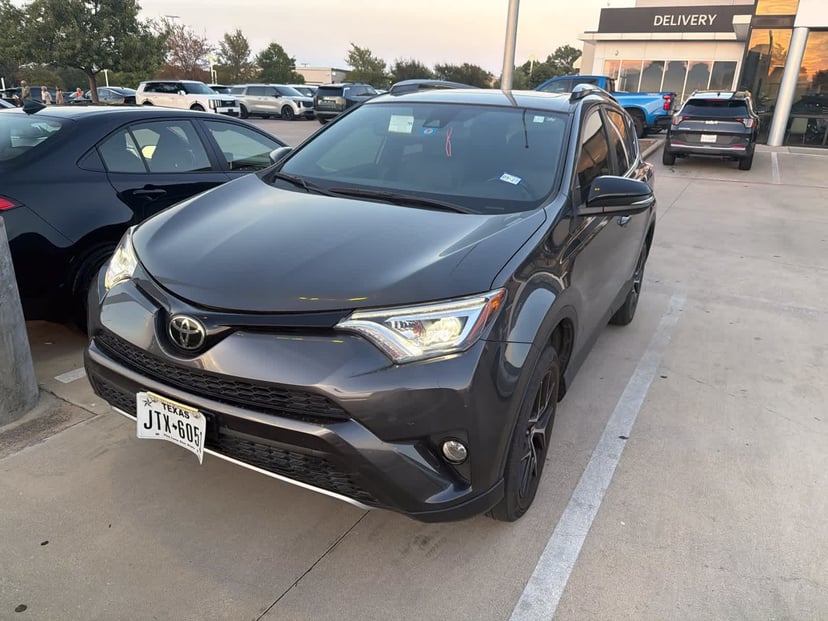 2017 Toyota RAV4 - Image 1