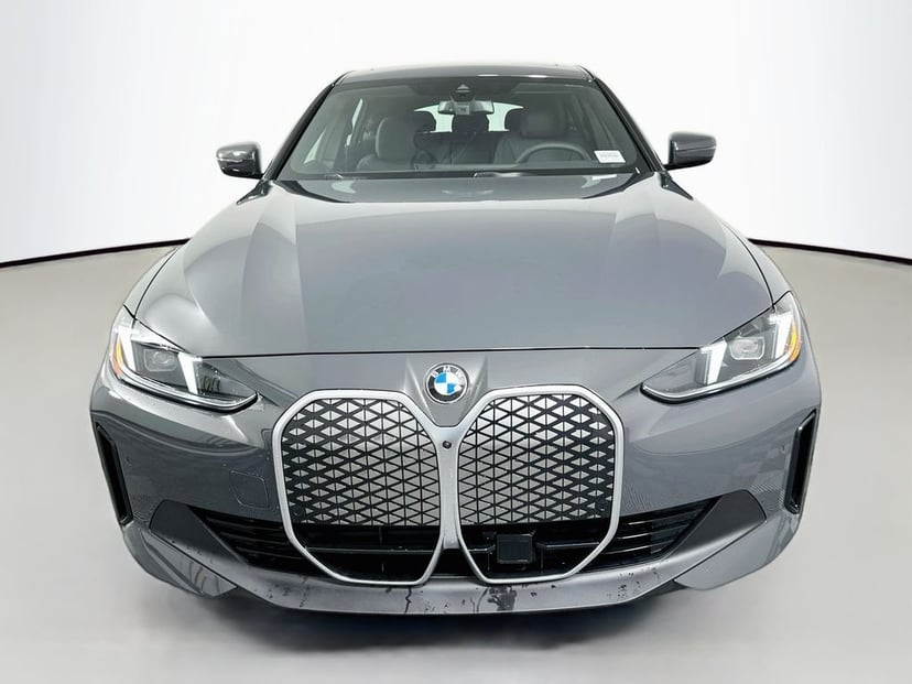 2026 BMW i4 - Image 2