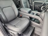 2026 Land Rover Defender - Preview 13