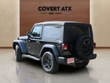 2023 Jeep Wrangler - Preview 3