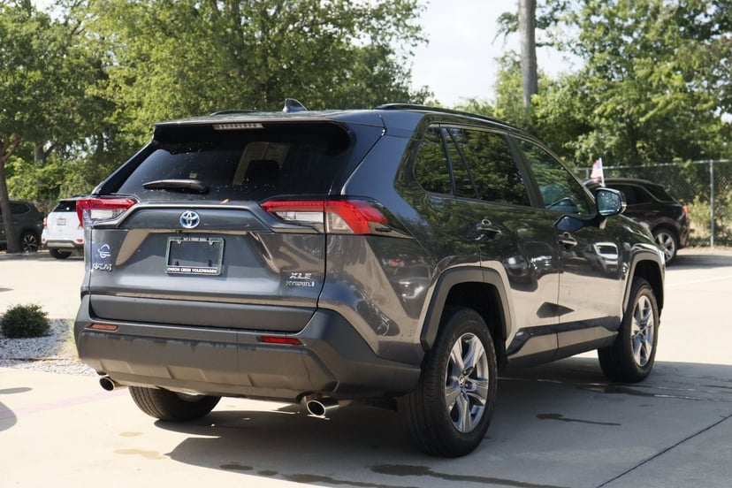 2024 Toyota RAV4 Hybrid - Image 3