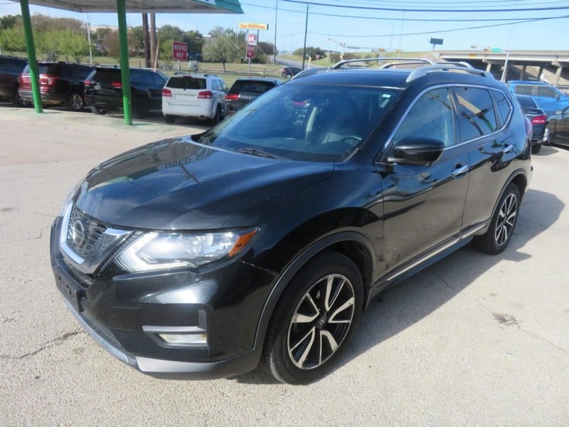 2020 Nissan Rogue - Image 2