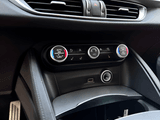 2025 Alfa Romeo Stelvio - Preview 10