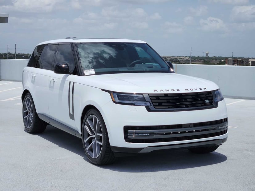 2026 Land Rover Range Rover - Image 3