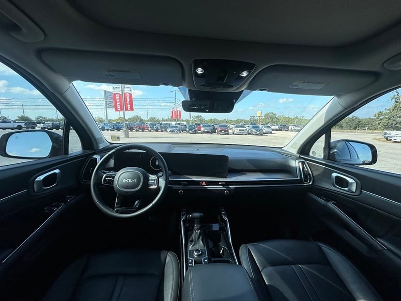 2024 Kia Sorento - Image 2