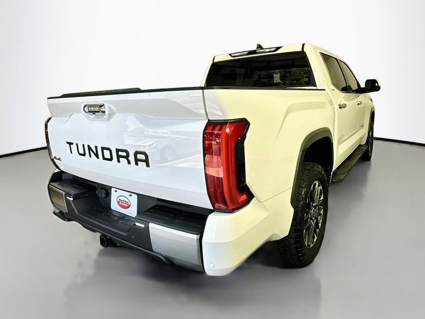 2024 Toyota Tundra - Image 3