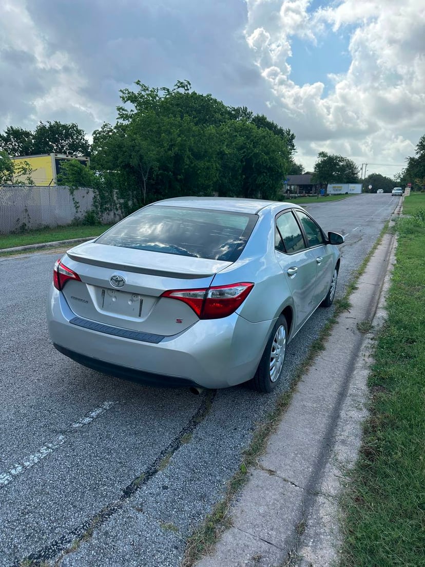 2014 Toyota Corolla - Image 2