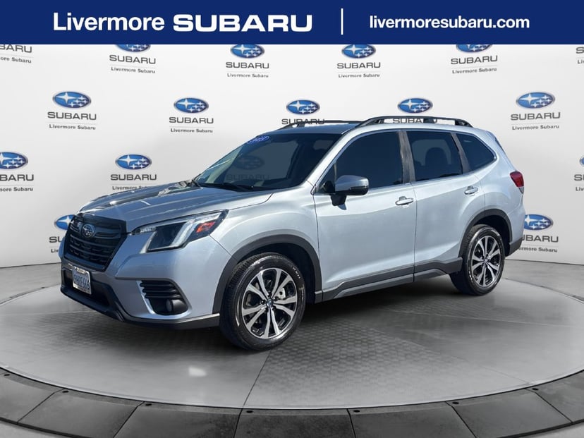 2023 Subaru Forester - Image 1