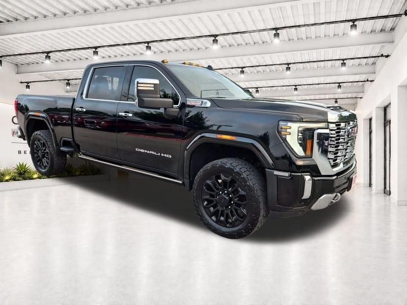 2024 GMC Sierra 2500HD Denali - Image 1