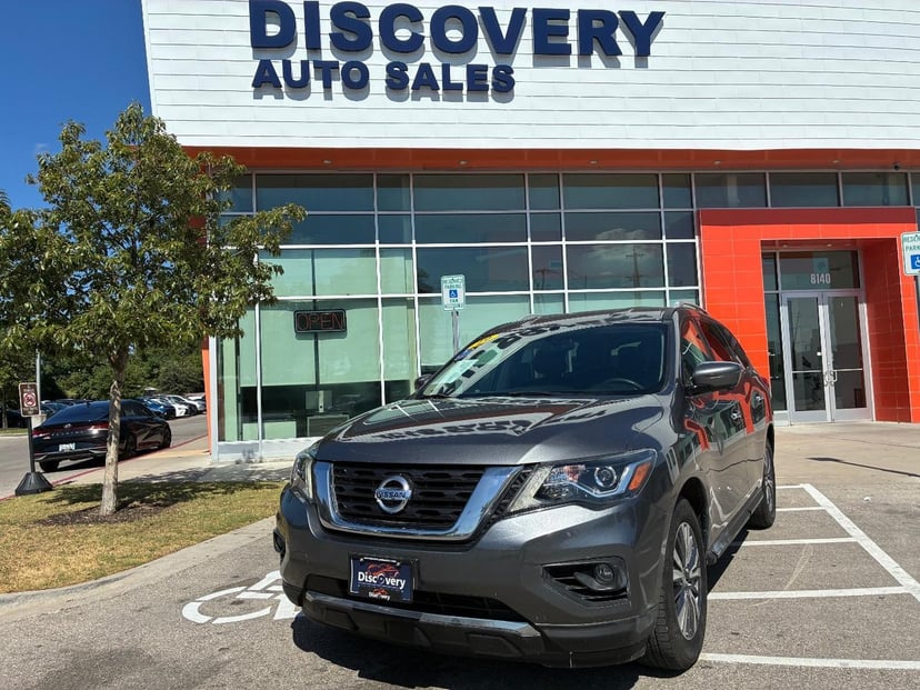 2019 Nissan Pathfinder - Image 1