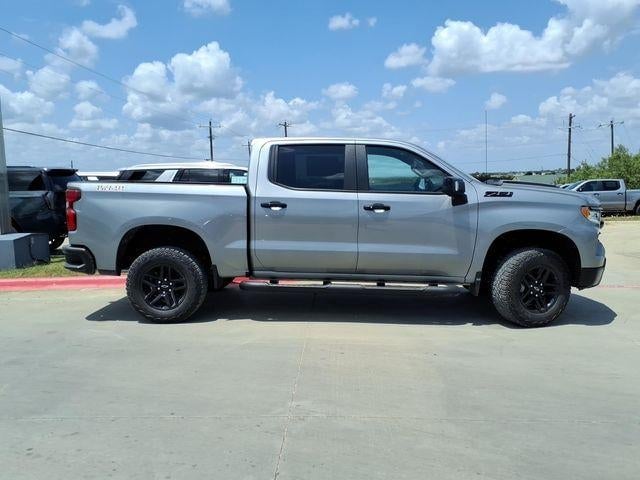 2026 Chevrolet Silverado 1500 - Image 2