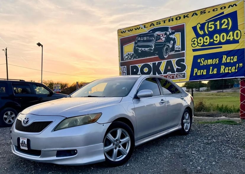 2009 Toyota Camry - Image 2